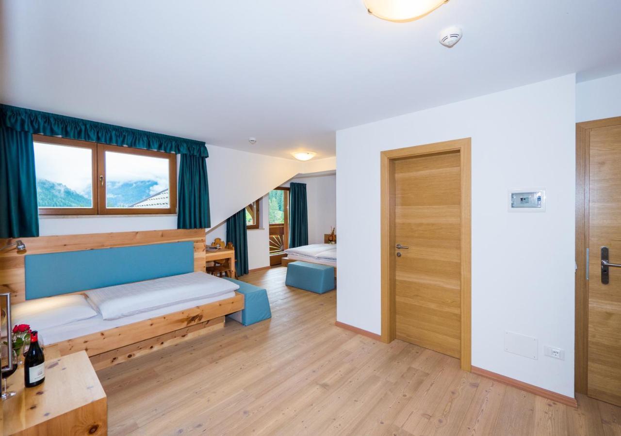 Hotel Feldrand Weissenbach